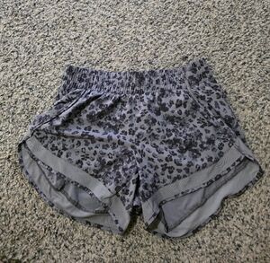 Athleta Charcoal Camo Print Shorts